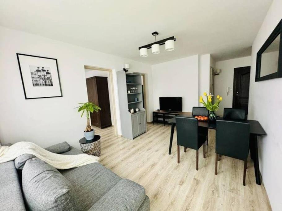 Apartment With Balcony Near Bulwary Wislane Wwa67 Varsovie Extérieur photo